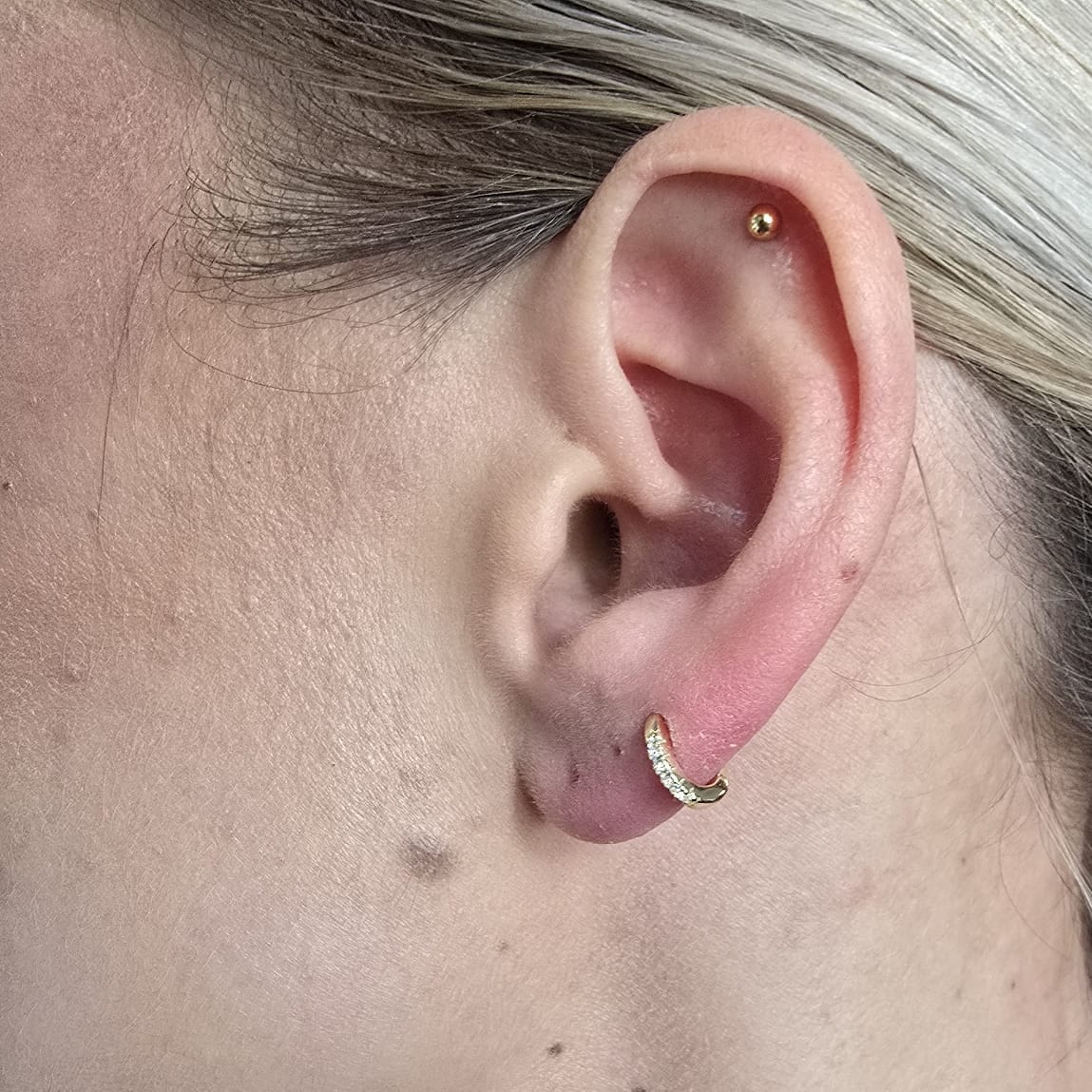 Fine and Yonder Earrings Mini Zircon Huggie