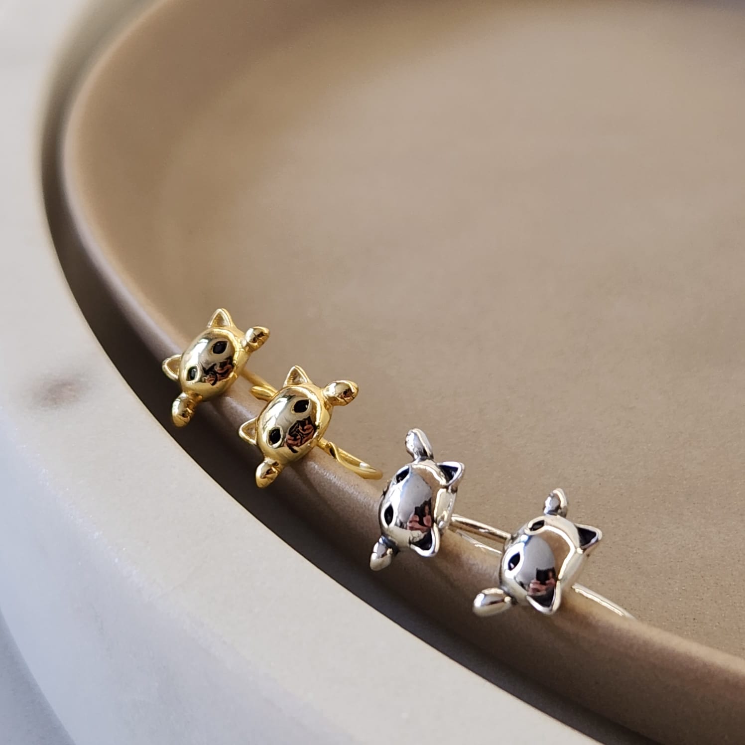 Suprene Collective Lazy Cat Earrings 925 Sterling Silver oxidised finish black CZ eyes