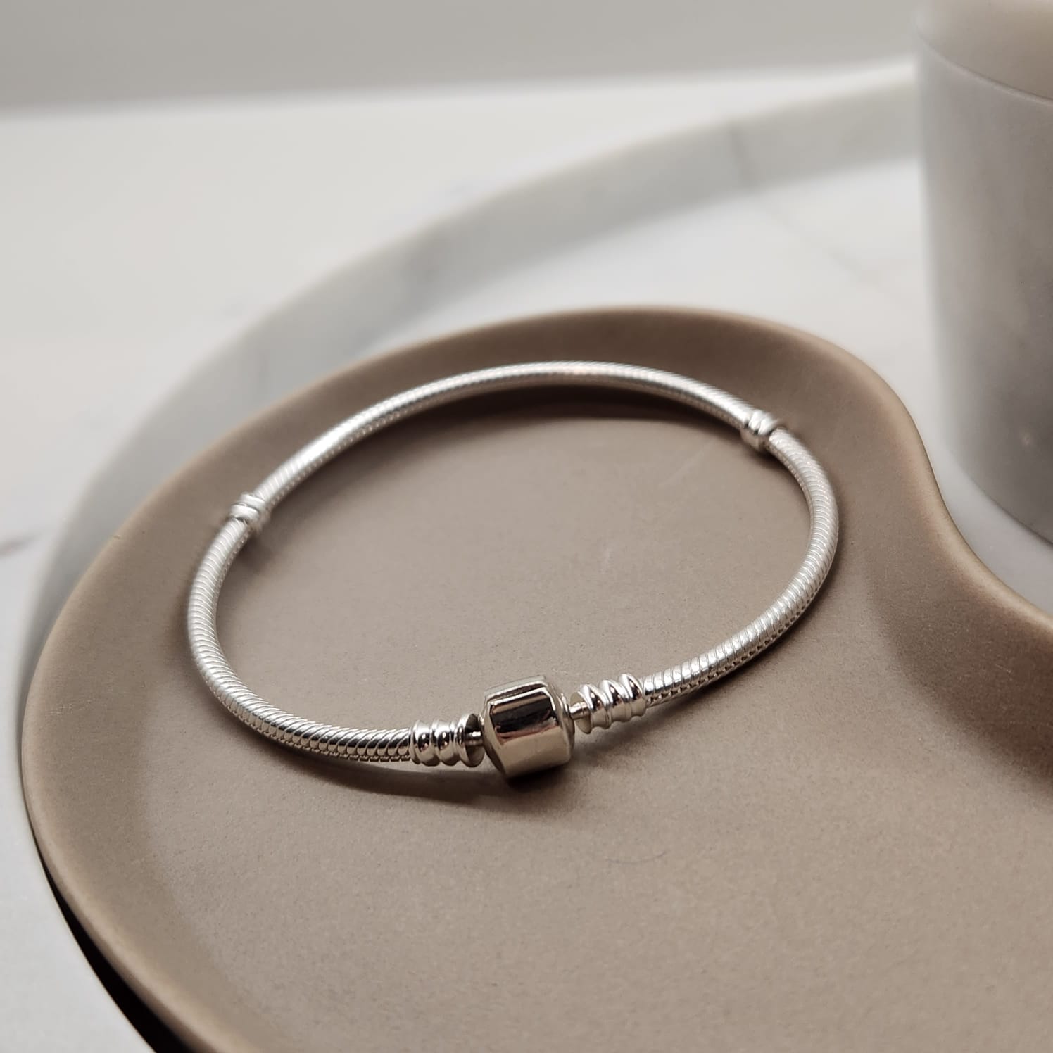 Fine and Yonder Bracelets 925 Sterling Silver Snake Chain Bracelet