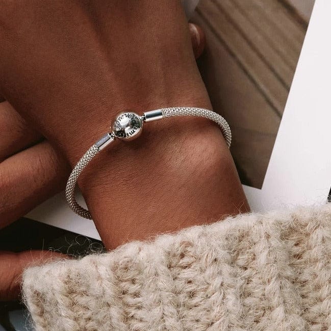 Fine and Yonder Bracelets Mesh Bangle Bracelet