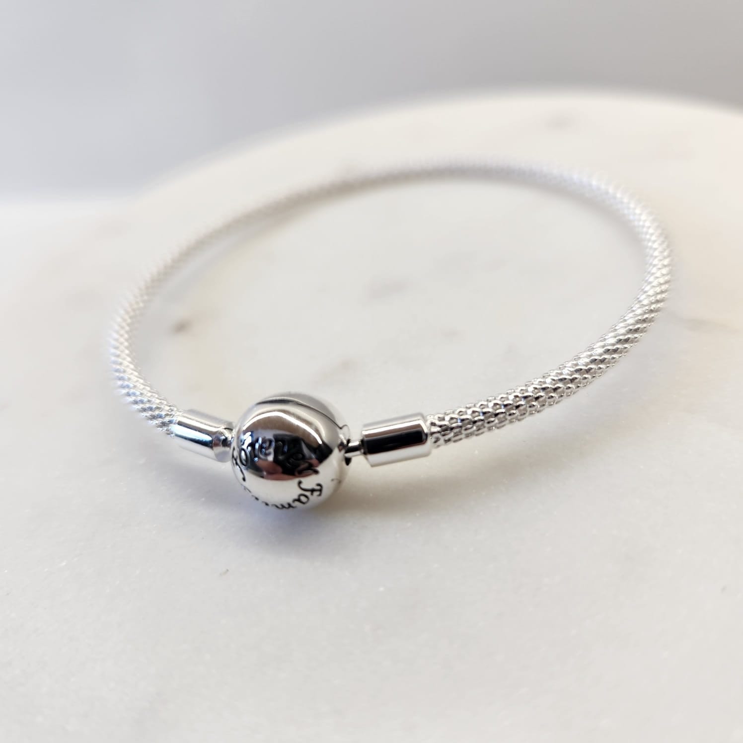 Fine and Yonder Bracelets Mesh Bangle Bracelet