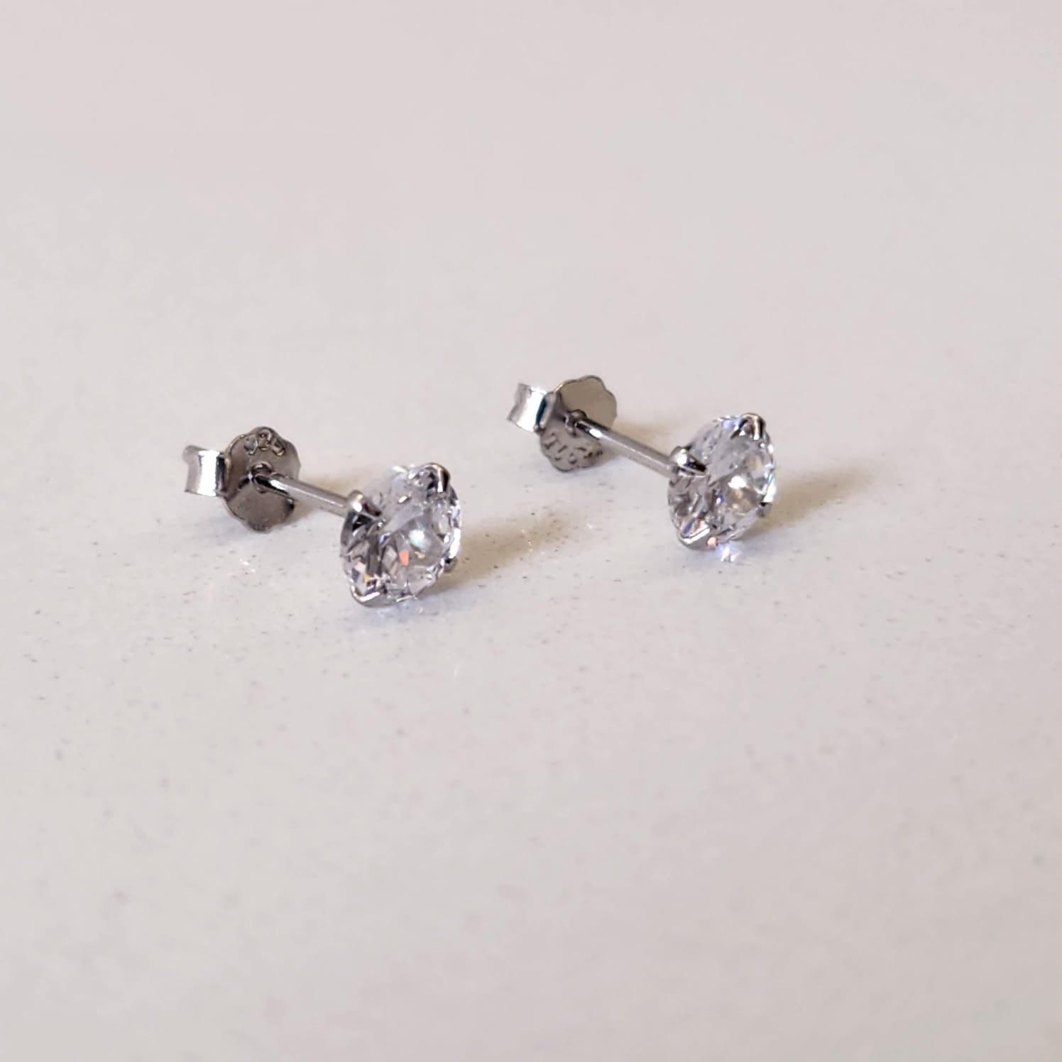 CZ Stud Earrings round cubic zirconia stone size comparison 4mm to 7mm
