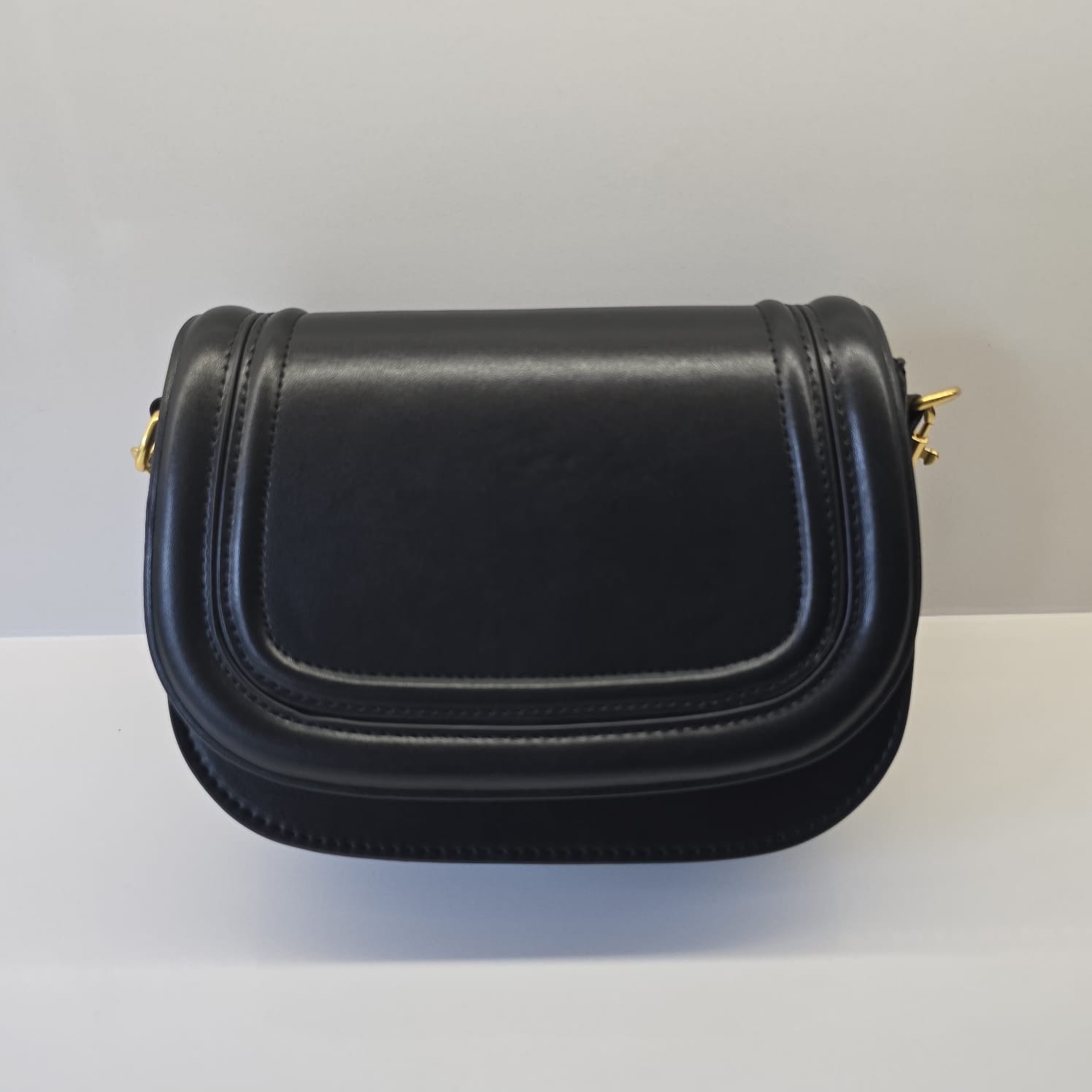 Suprene Bags Handbags Black Saddle Bag