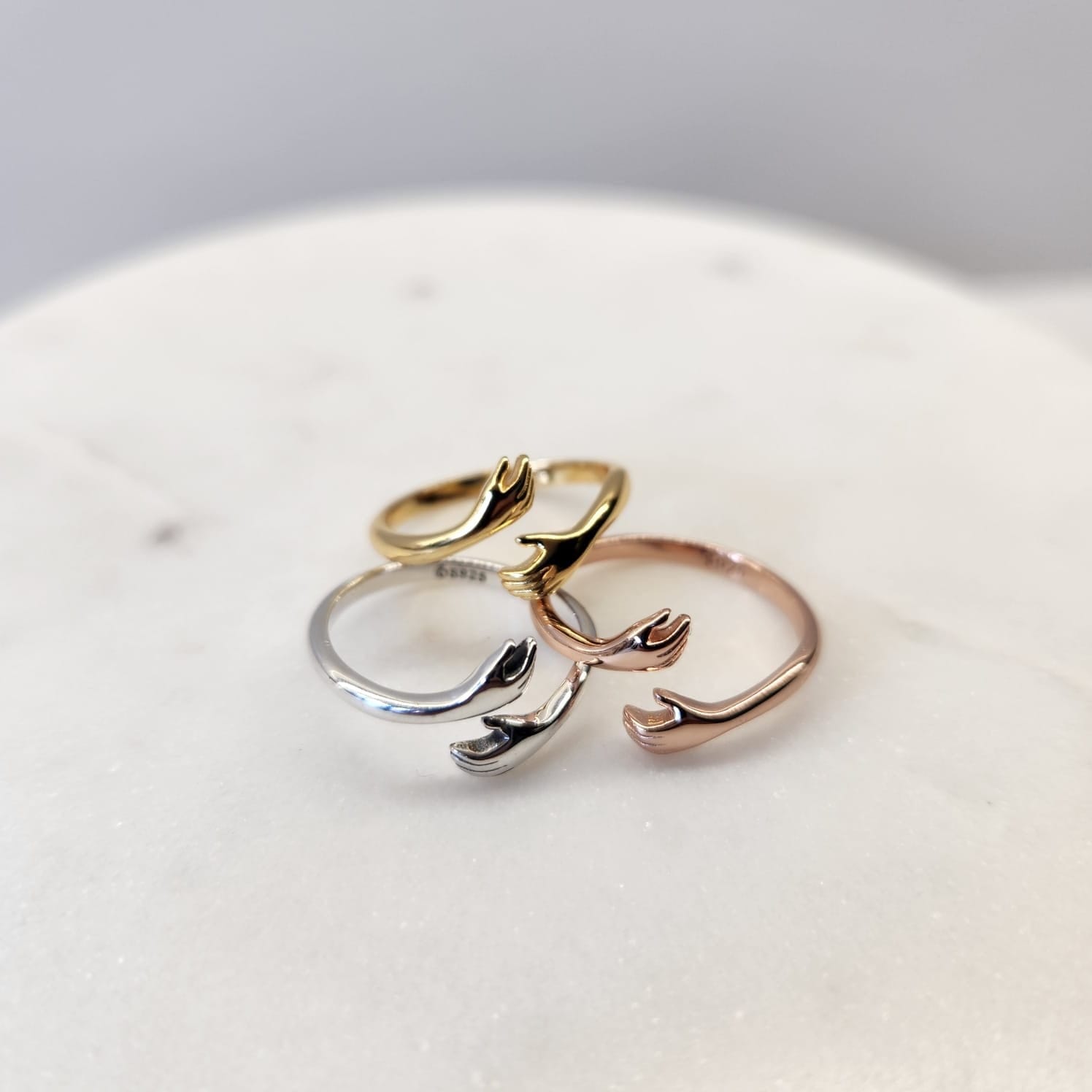 Suprene Bags Sterling Silver Hug Ring
